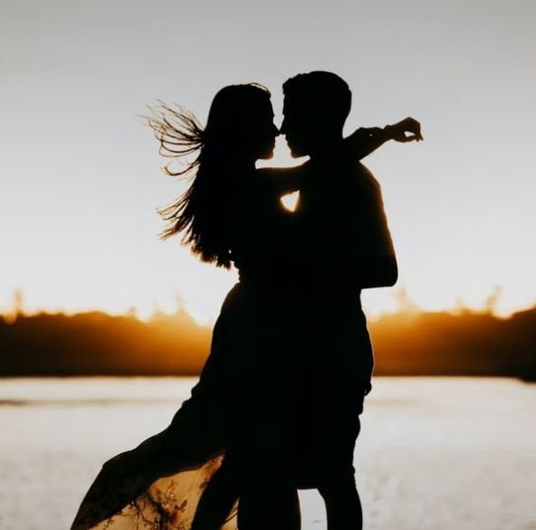 Love DP For Whatsapp Images HD, Picture, Photos, Status love-dp-for-whatsapp-images-hd-picture-photos-status