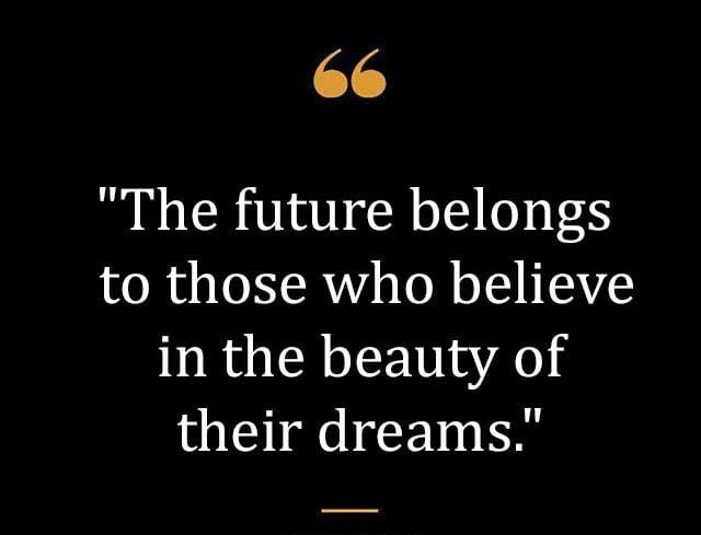 Top Best New Famous Year Book Quotes for Everyone