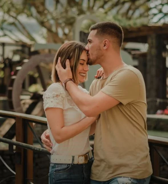 Bacio Romantico Amore Immagini Hd, Foto Bacio Romantico Amore Immagini Hd Foto 2
