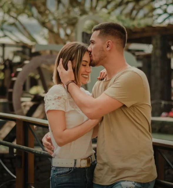 Romantik Opucuk ask Goruntuleri Hd Resim Fotograflar 1