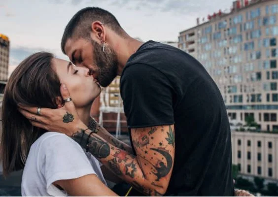 Romantik Öpücük aşk Görüntüleri Hd, Resim, Fotoğraflar