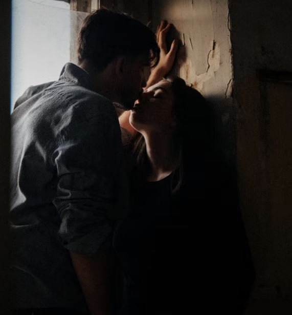 Sărut Romantic Dragoste Imagini Hd , Poză, Fotografii Sarut Romantic Dragoste Imagini Hd Poza Fotografii 27