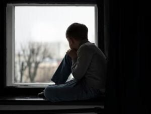 Sendiri gambar sedih hd, gambar sedih dp gambar whatsapp